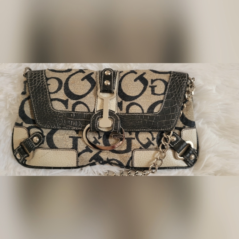 Guess shoulder bag
